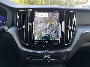 Volvo  B4 Core Keyless-Start/Autom. /Klima/LED/BC