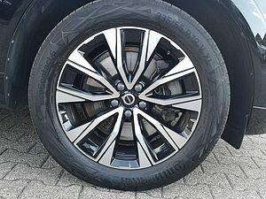Volvo  B4 Core Keyless-Start/Autom. /Klima/LED/BC