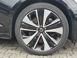 Volvo  T6 Twin Engine AWD Plus Bright Plug-In (E6d)