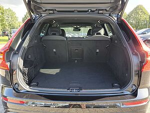 Volvo  B4 AWD Plus Dark Keyless-Start/Autom. /Klima