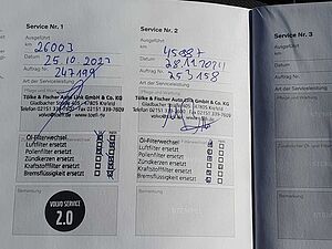 Volvo  B4 AWD Plus Dark Keyless-Start/Autom. /Klima