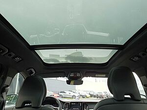 Volvo  T6 Ultra Black Edition MASSAGE|LUFT|B&W|AHK