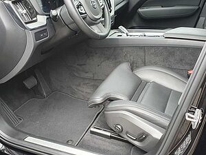 Volvo  T6 Ultra Black Edition MASSAGE|LUFT|B&W|AHK