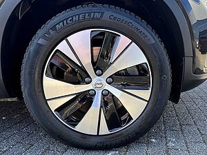 Volvo  T4 Core Standheizung/Autom. /Klima/LED/eFH.