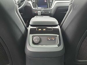 Volvo  T8 Twin Engine AWD Ultimate Dark Plug-In SHD