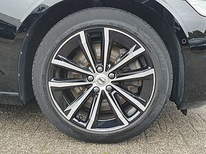 Volvo  T8 Twin Engine AWD Ultimate Dark Plug-In SHD