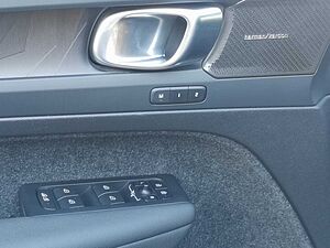 Volvo  Recharge Twin Pure Electric AWD Ultimate LED