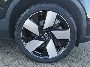 Volvo  Recharge Twin Pure Electric AWD Ultimate LED