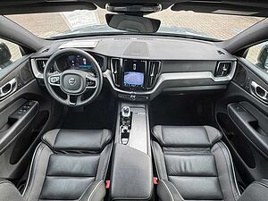 Volvo  B4 AWD Plus Dark Keyless-Start/Autom. /Klima