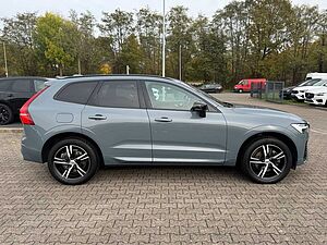 Volvo  B4 AWD Plus Dark Keyless-Start/Autom. /Klima