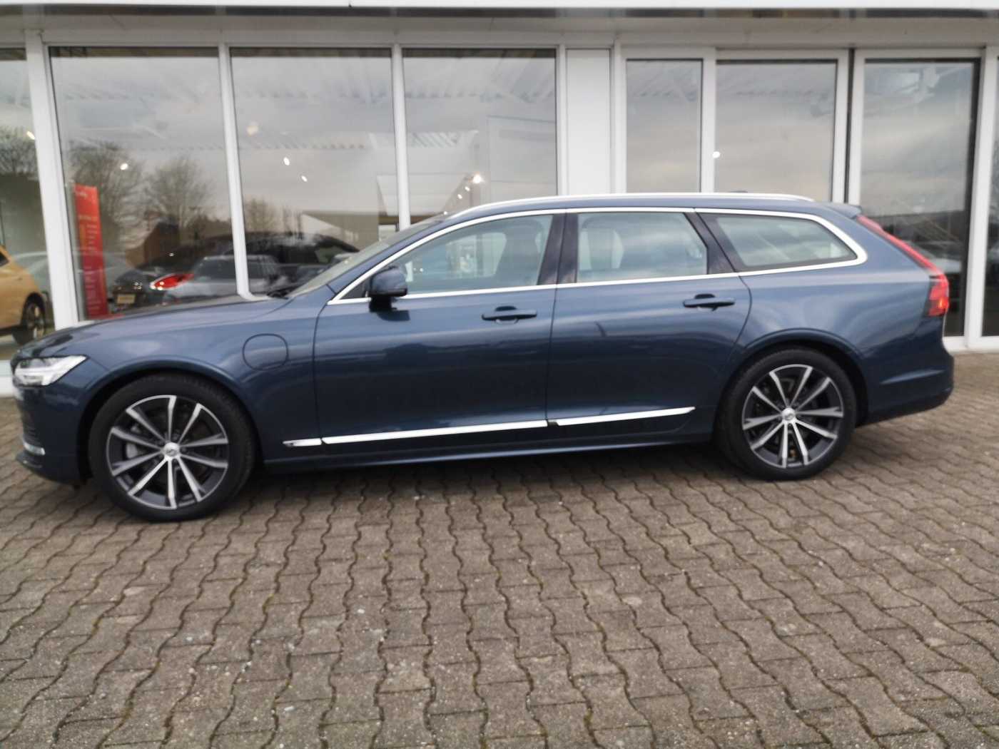 Volvo  Recharge T8 AWD Automatik