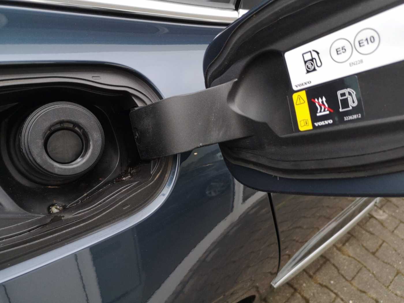Volvo  Recharge T8 AWD Automatik