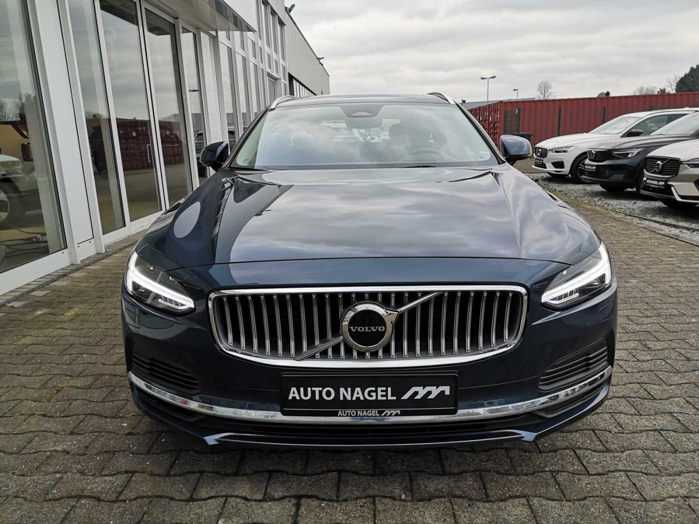 Volvo  Recharge T8 AWD Automatik