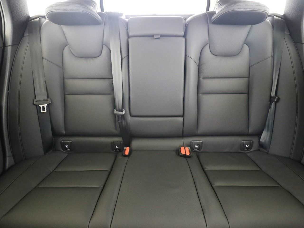Volvo  Recharge T6 Plus Bright 19'||WINTER|LICHT|A+
