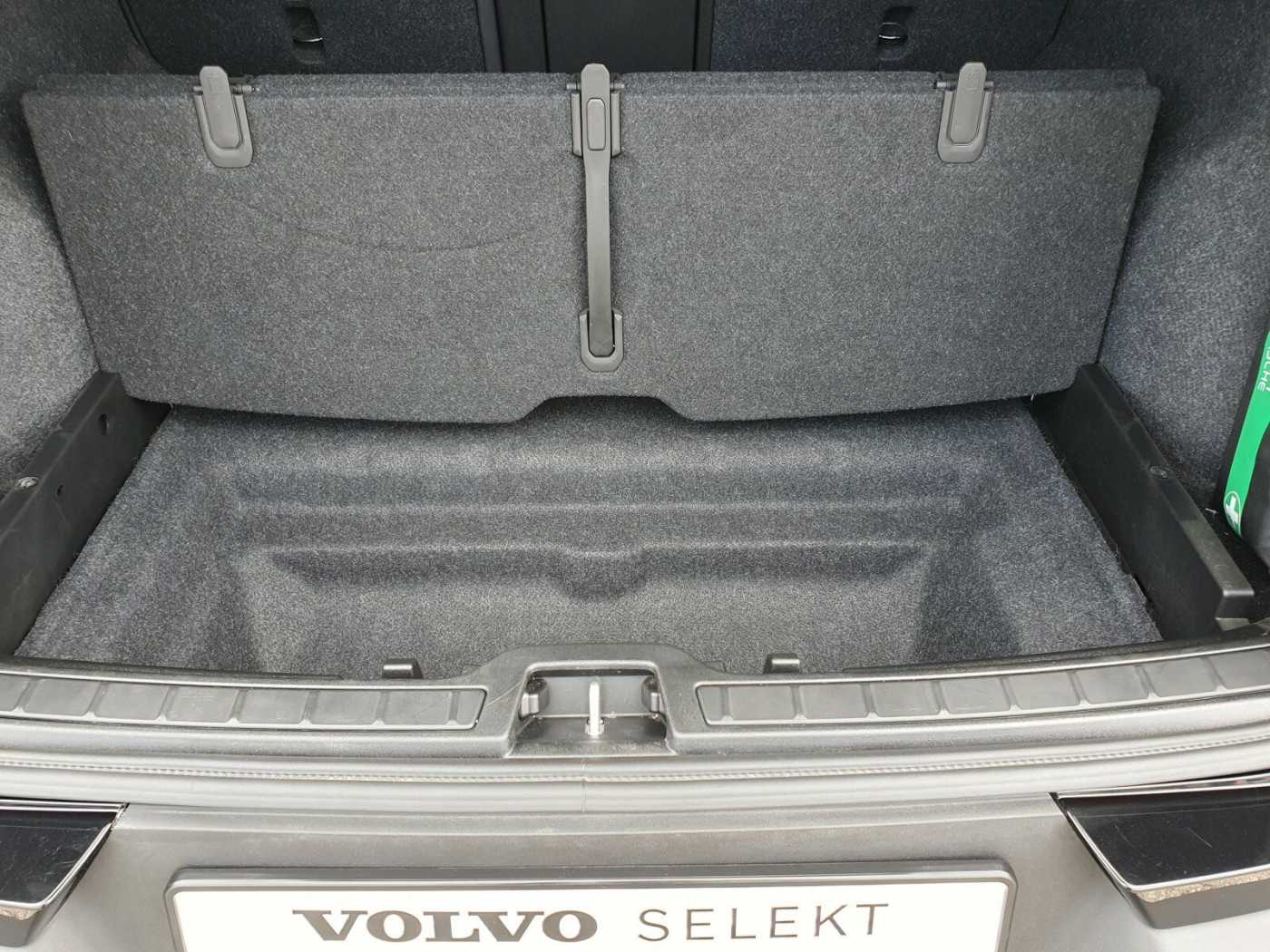 Volvo  Single Extended Range Plus Black Edition