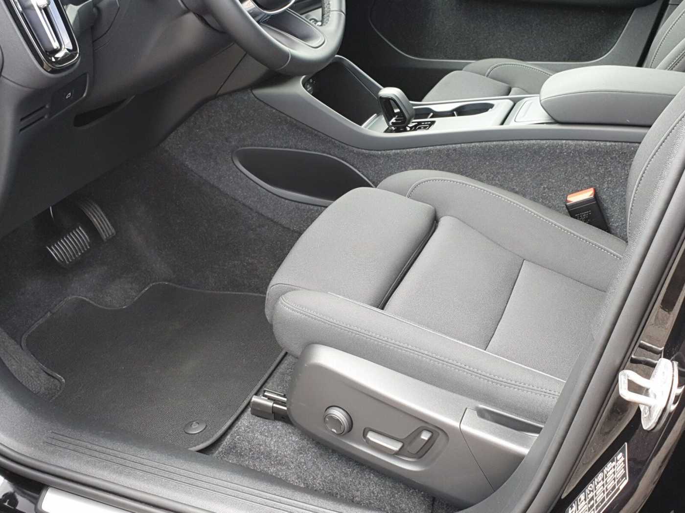 Volvo  Single Extended Range Plus Black Edition