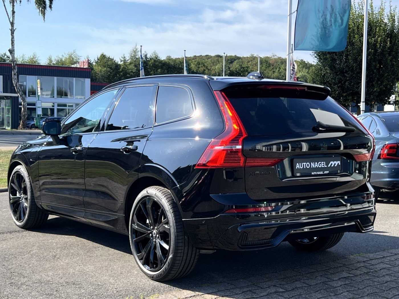 Volvo  T6 Ultra Black Edition LUFT|B&W|AHK|
