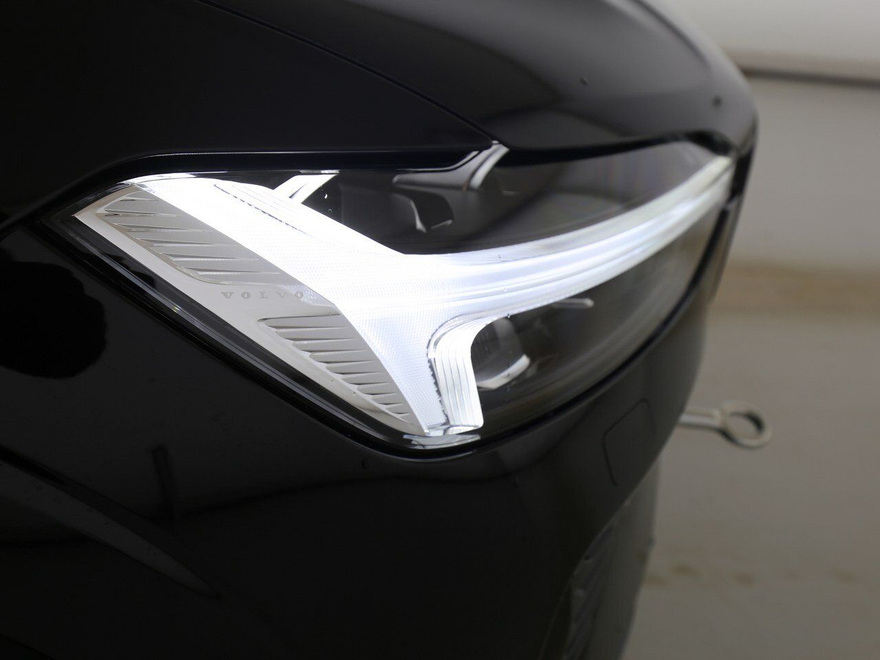 Volvo  T6 AWD Plus Black Edition B&W|LUFT|AHK|