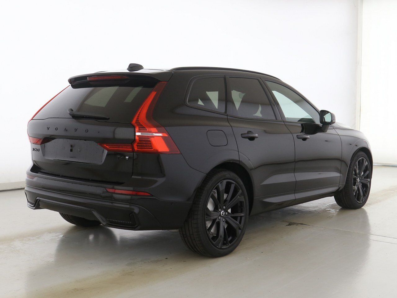 Volvo  T6 AWD Plus Black Edition B&W|LUFT|AHK|
