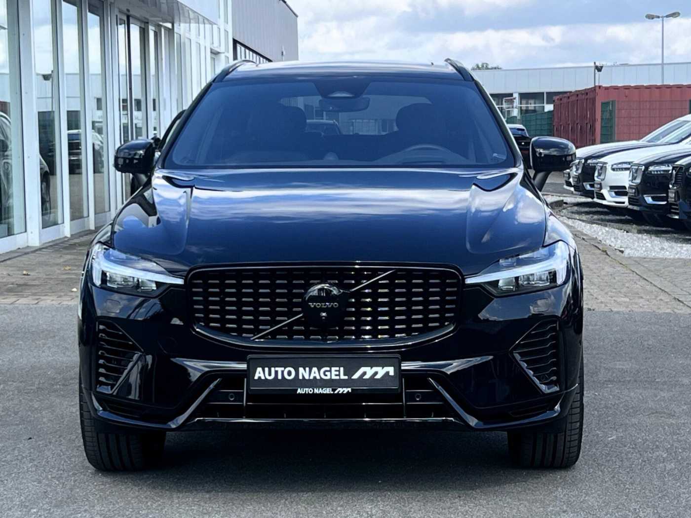 Volvo  T8 Ultra Black Edition LUFT|AHK|B&W|