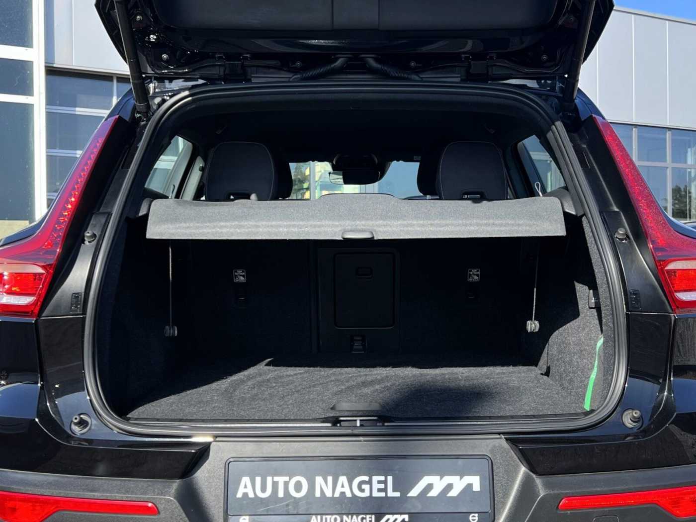 Volvo  T4 Core