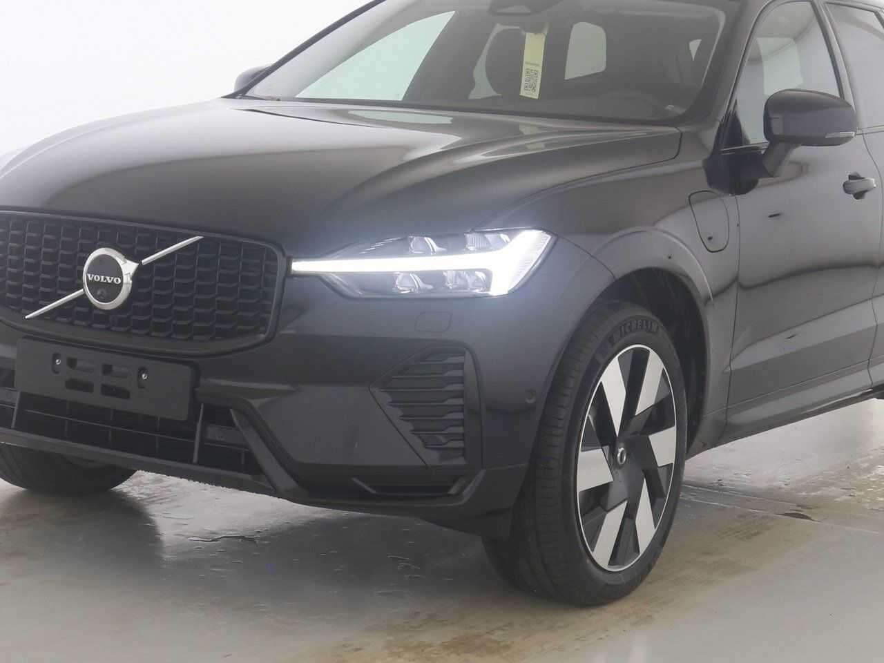 Volvo  T6 Plus Dark SHD/Keyless-Start/Standheizung