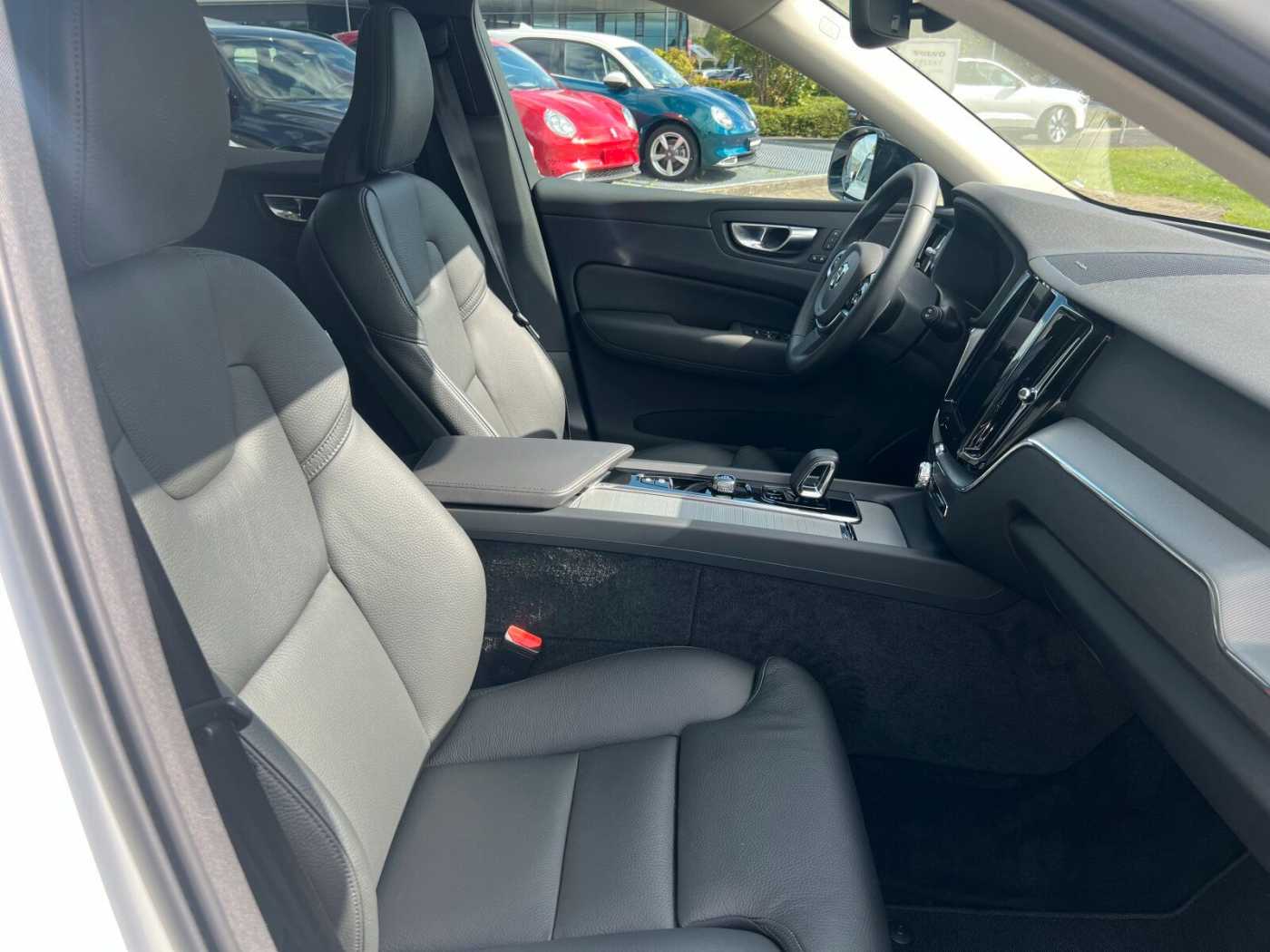 Volvo  T6 Plus Dark AHK|PANO|20'|LEDER|FLED|