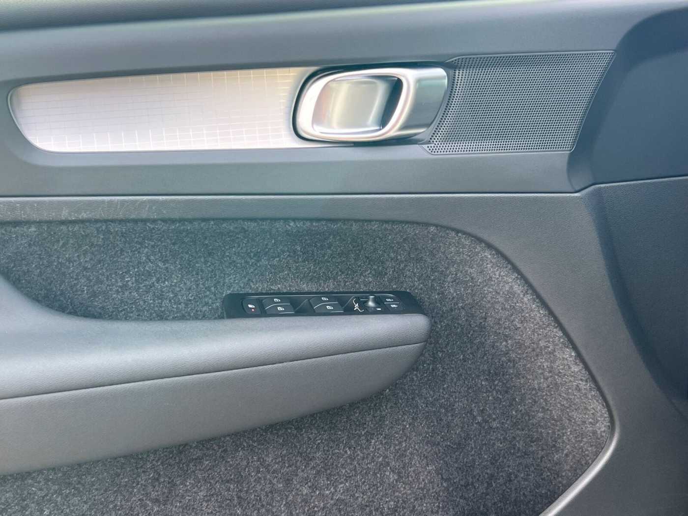 Volvo  T4 Twin Engine Inscription Plug-In Navi/LED