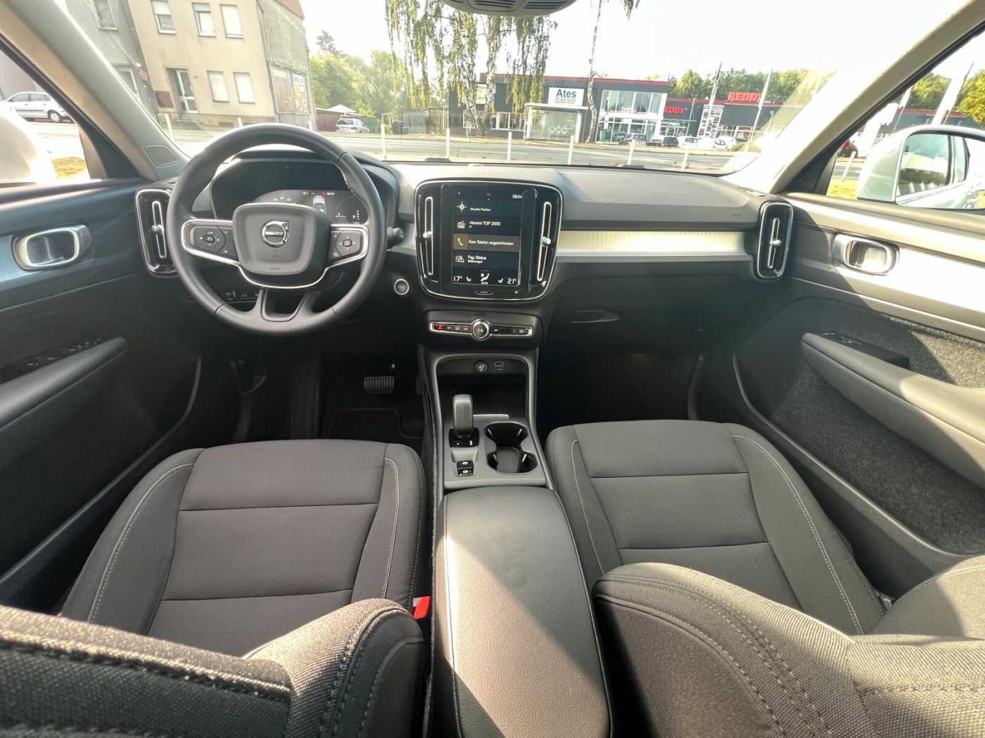 Volvo  T4 Twin Engine Inscription Plug-In Navi/LED