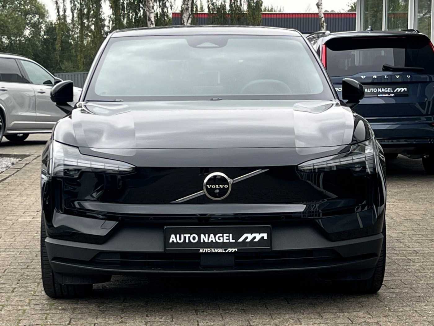 Volvo  Extended Range Ultra PANO|