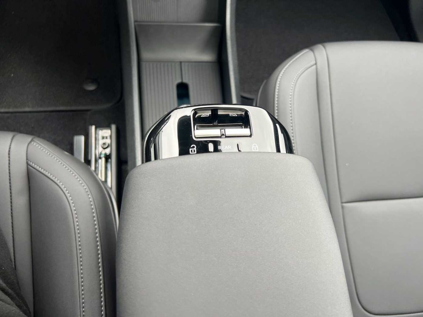 Volvo  Extended Range Ultra PANO|