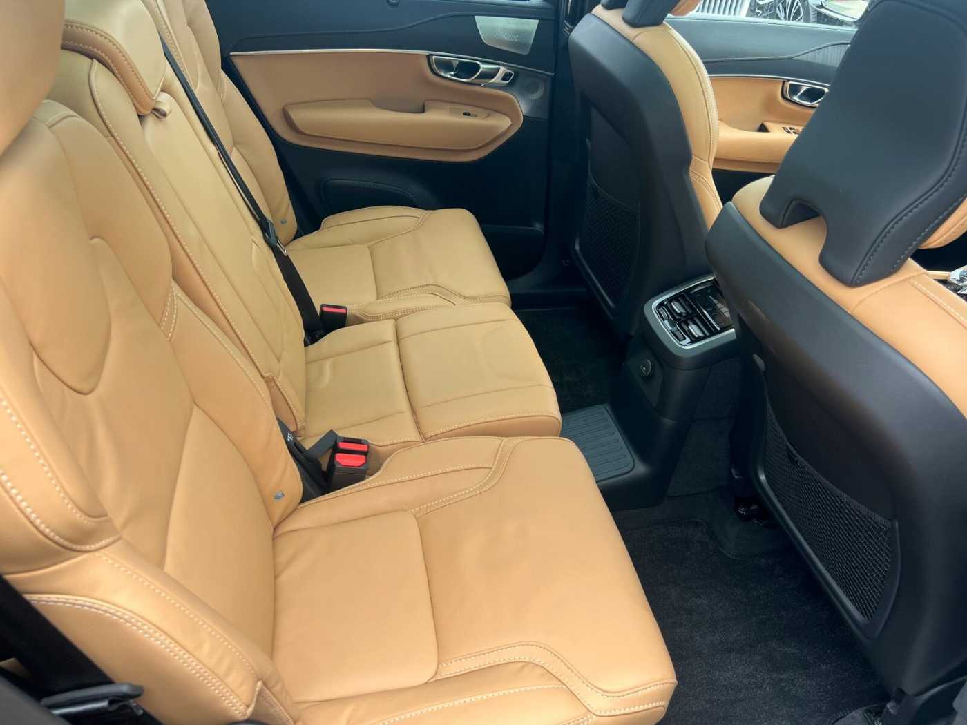 Volvo  T8 Ultra Dark 22'|LUFT|B&W|360CAM|MASSAGE|