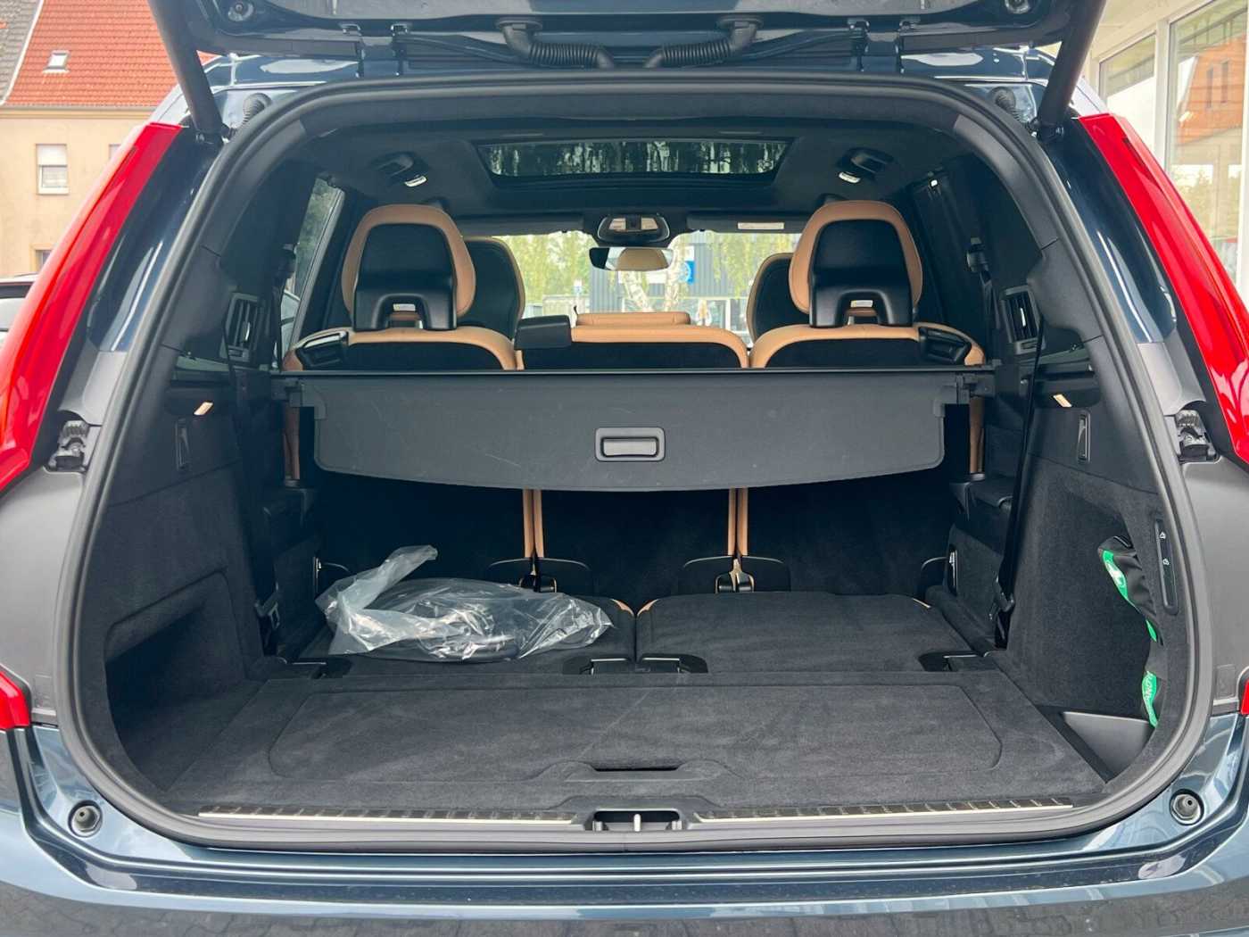 Volvo  T8 Ultra Dark 22'|LUFT|B&W|360CAM|MASSAGE|