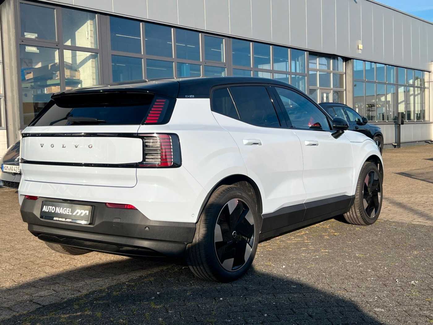 Volvo  Extended Range Ultra PANO|el. SITZE|MISTY|