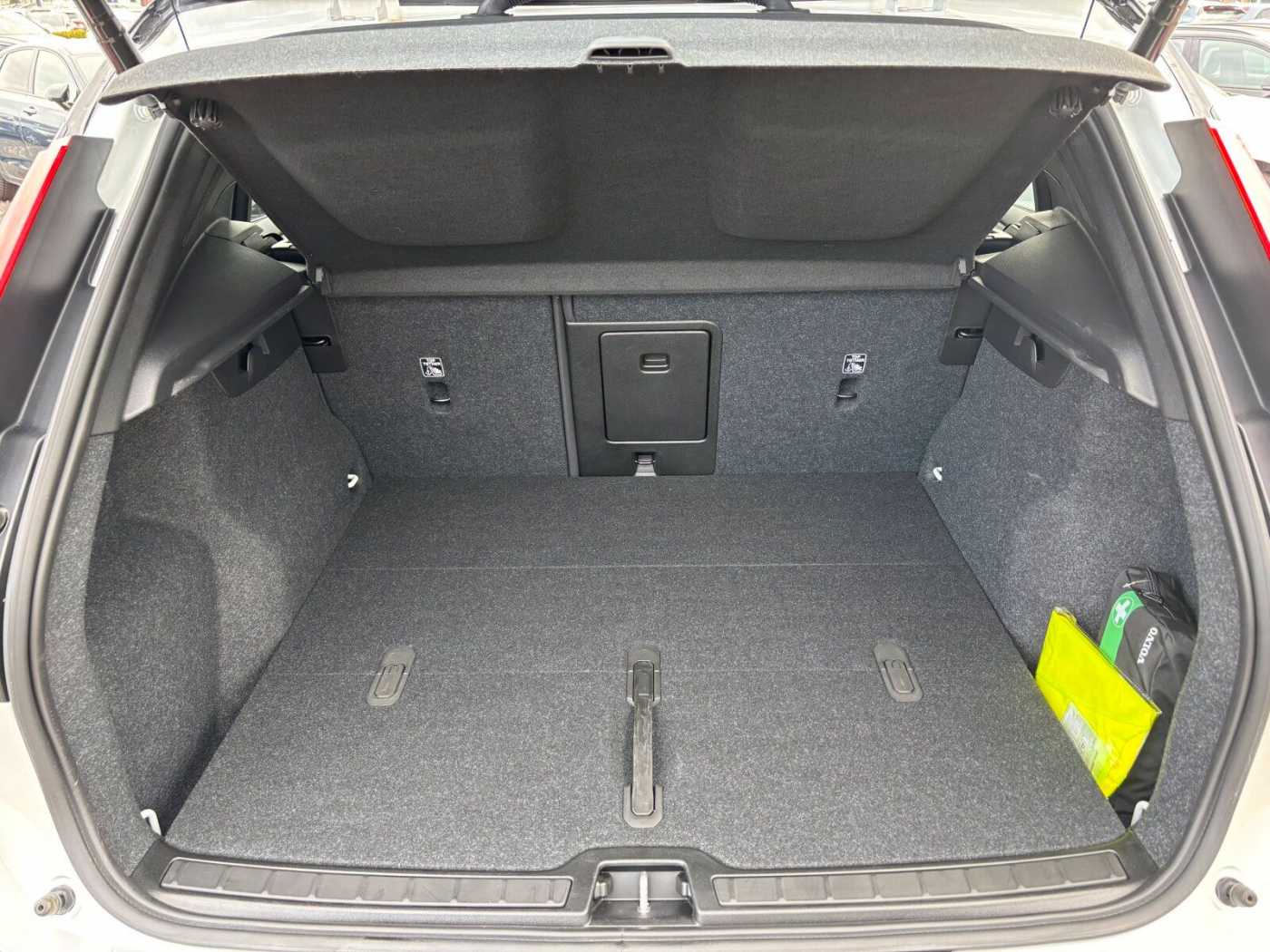 Volvo  Recharge Single Ultimate WINTER|SCHEIBEN|