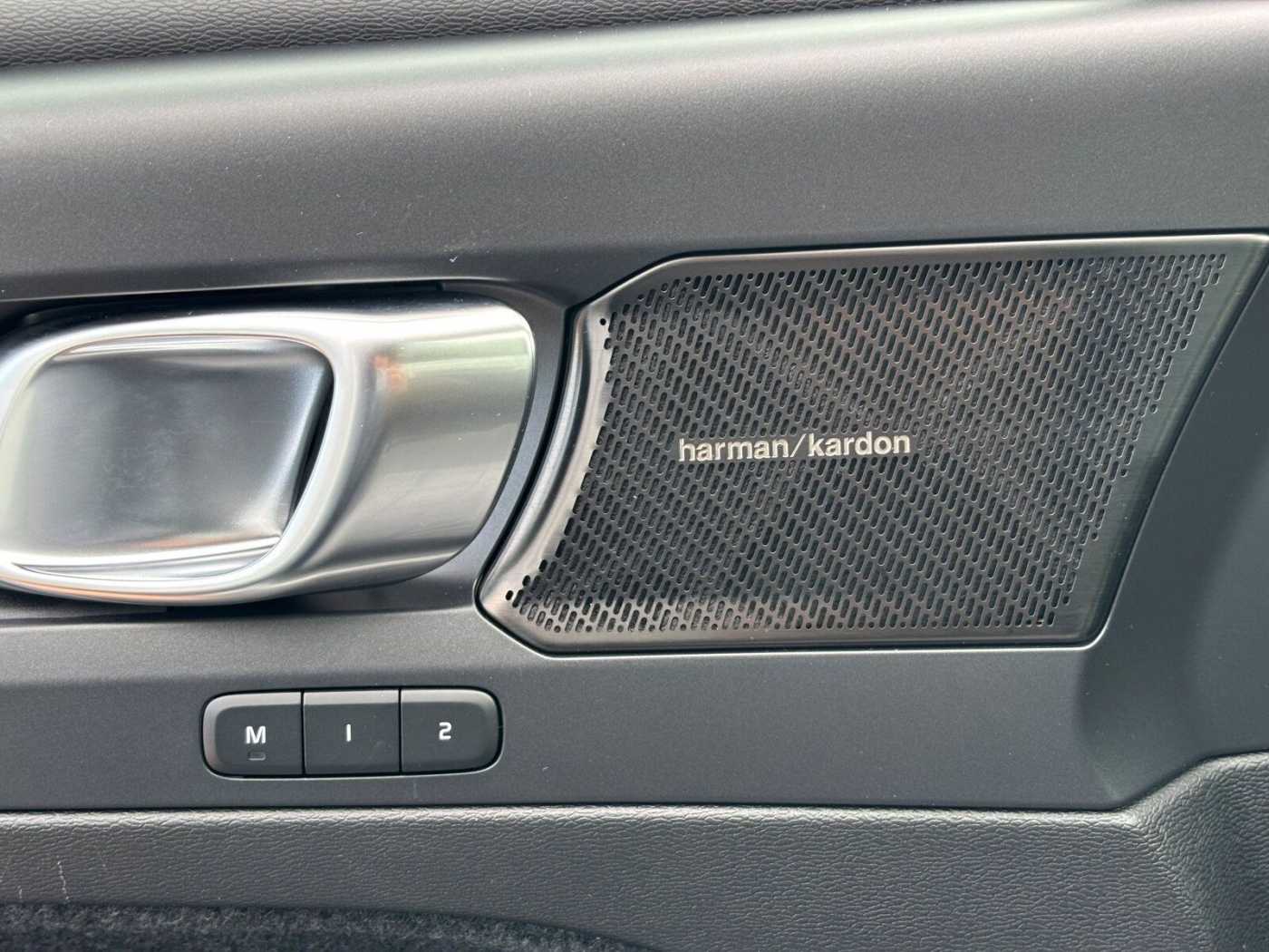 Volvo  Recharge Single Ultimate WINTER|SCHEIBEN|