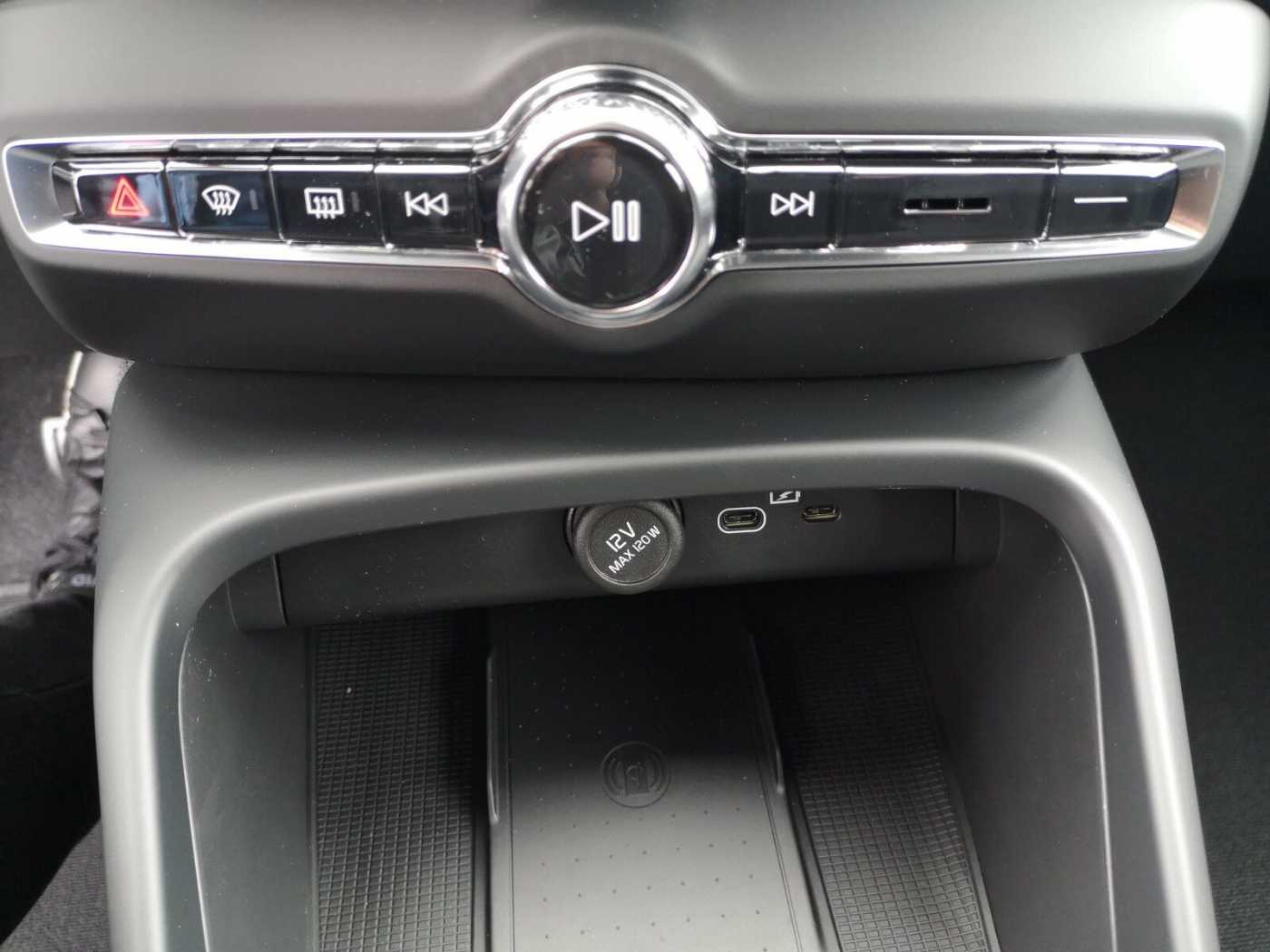 Volvo  Recharge Single Plus | WINTER PAKET | MET |