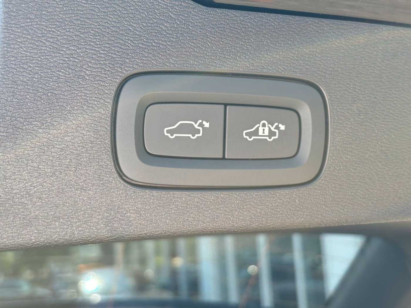 Volvo  Recharge T6 Plus Dark /Sitzhzg. /Google/LED//