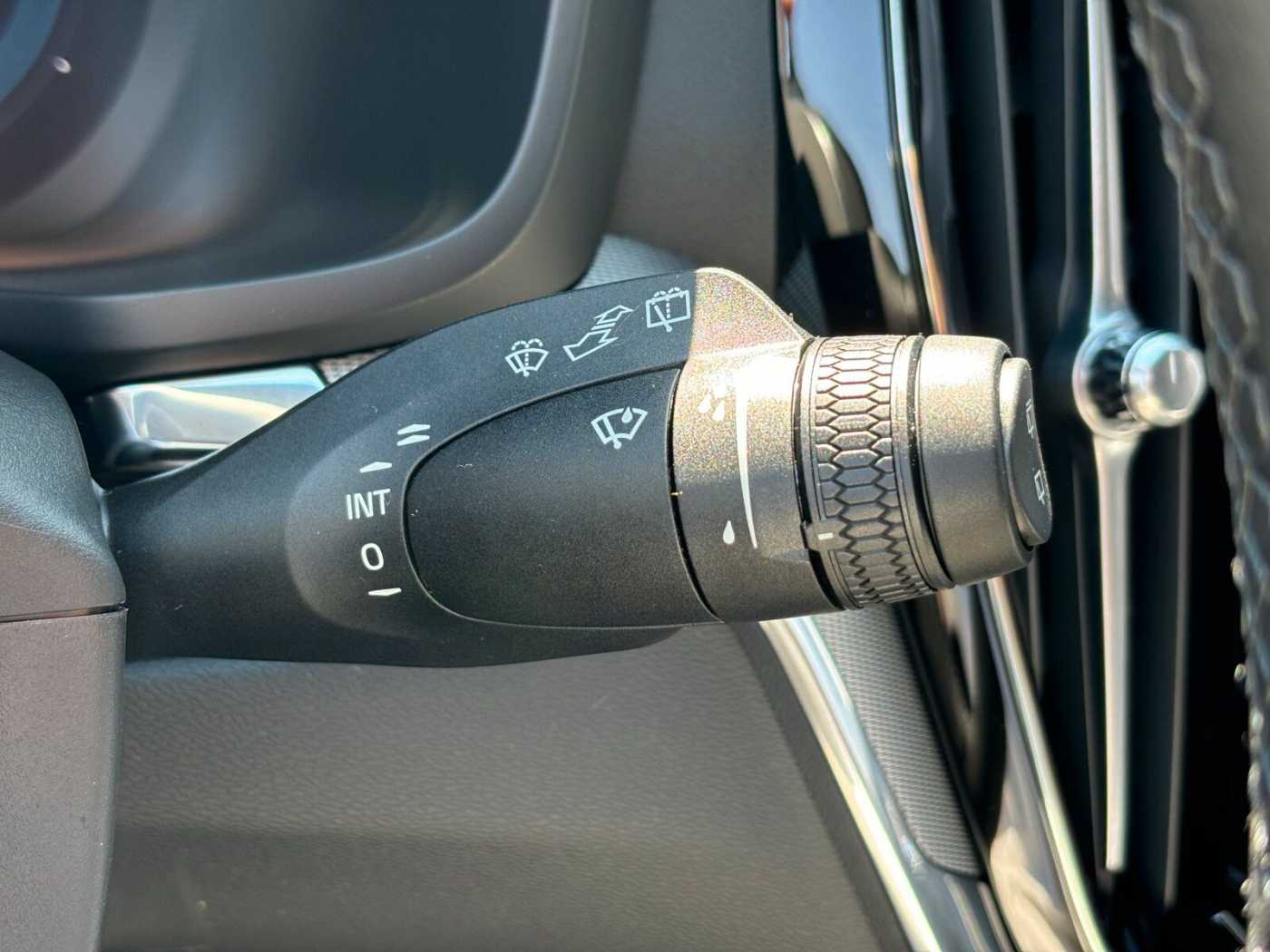 Volvo  Recharge T6 Plus Dark /Sitzhzg. /Google/LED//