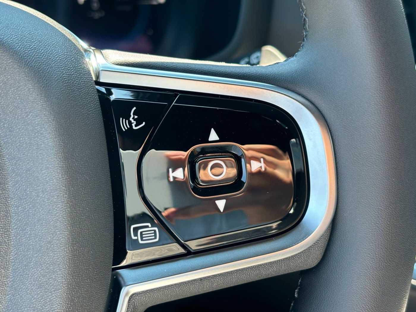 Volvo  Recharge T6 Plus Dark /Sitzhzg. /Google/LED//
