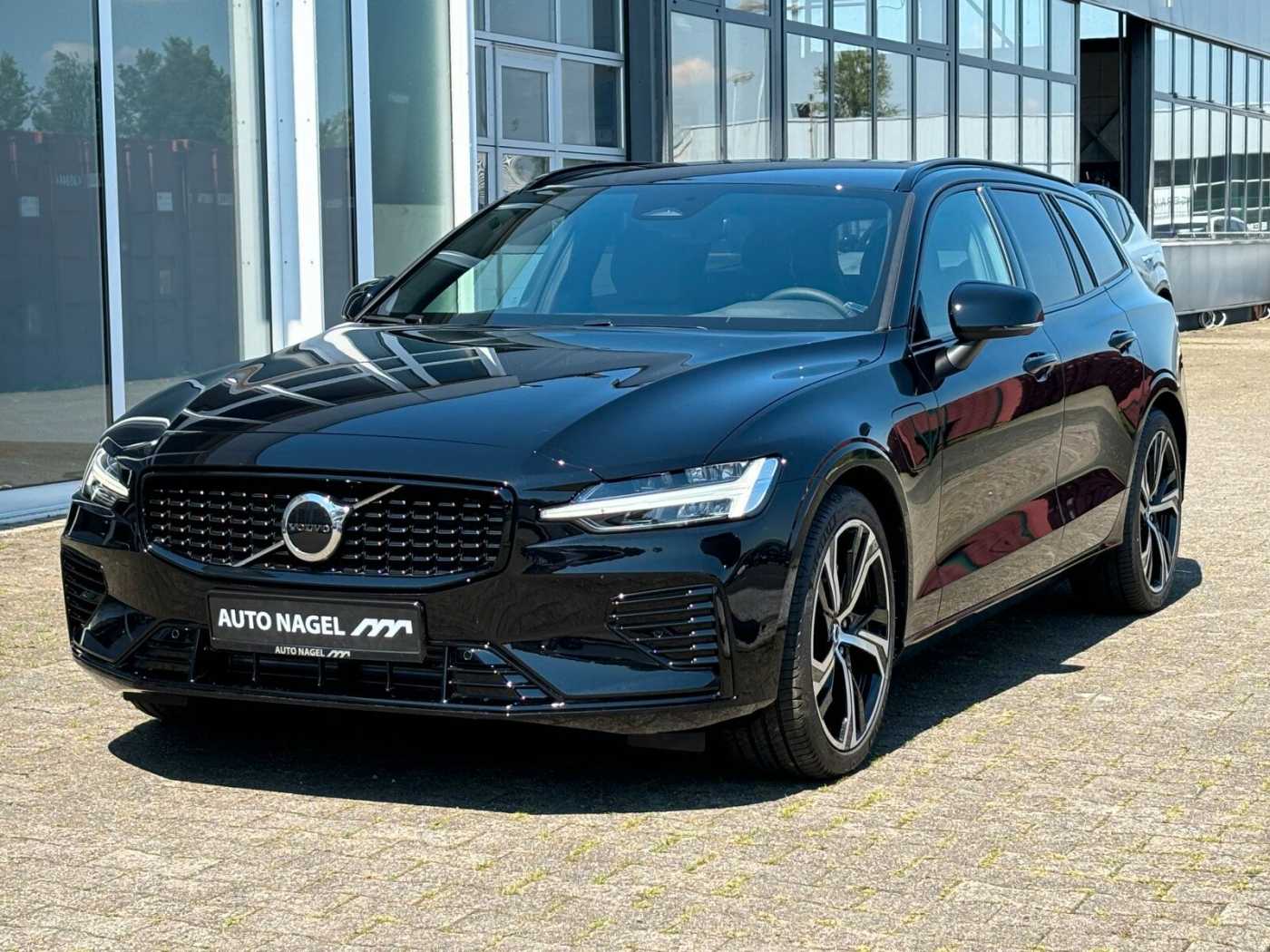 Volvo  Recharge T6 Plus Dark /Sitzhzg. /Google/LED//