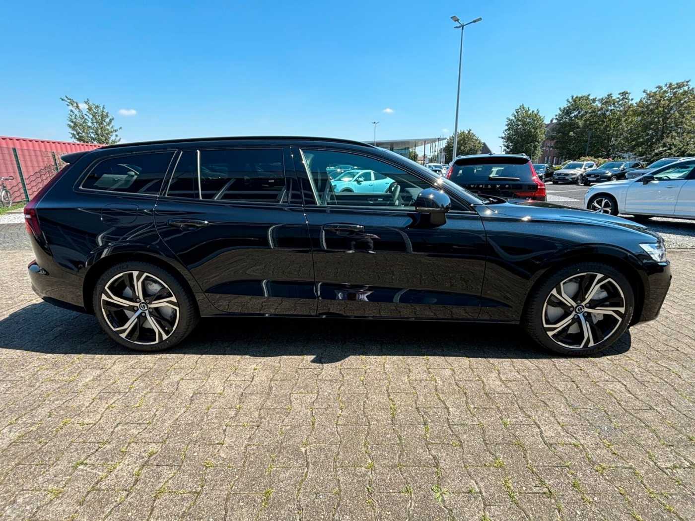 Volvo  Recharge T6 Plus Dark /Sitzhzg. /Google/LED//