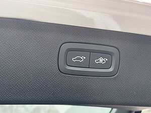 Volvo  Recharge T8 Plus Bright PANO|