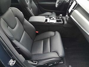 Volvo  Recharge T8 AWD Automatik
