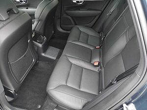 Volvo  Recharge T8 AWD Automatik