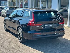 Volvo  B4 Autom. Core Keyless-Start/Klima/LED/eSitz