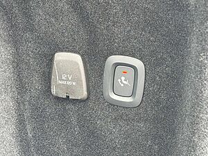 Volvo  B4 Autom. Core FAHRER ASSIST|AHK|LED|WINTER|