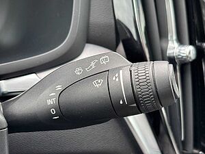 Volvo  B4 Autom. Core FAHRER ASSIST|AHK|LED|WINTER|