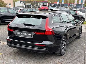 Volvo  B4 Autom. Core FAHRER ASSIST|AHK|LED|WINTER|