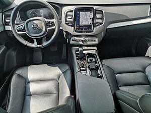 Volvo  B5 (Diesel) AWD Momentum Pro